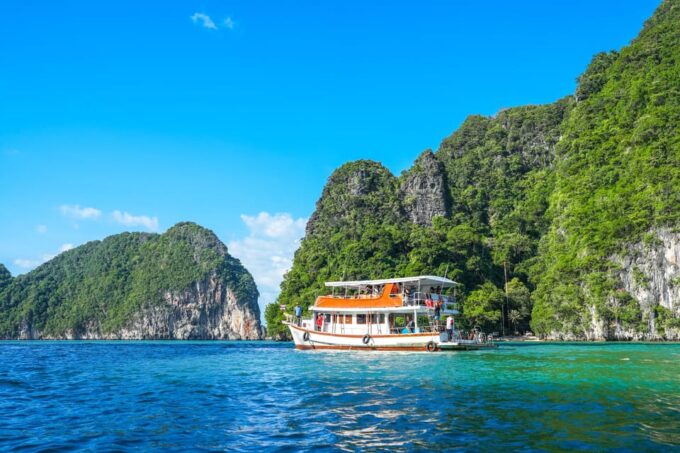 Phuket: James Bond Day Tour and Canoeing by Big Boat - Enjoying Crystal-Clear Lagoons