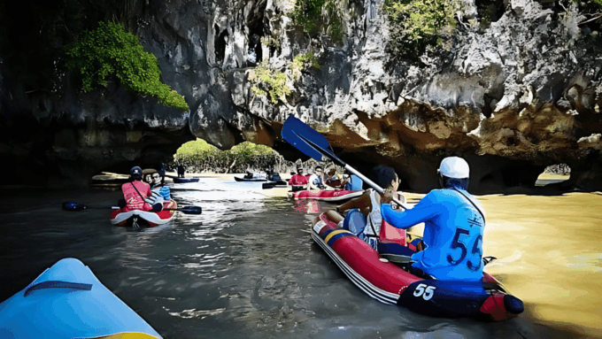 Phuket: James Bond Island and Phang Nga Bay Tour by Big Boat - Cuisine and Refreshments