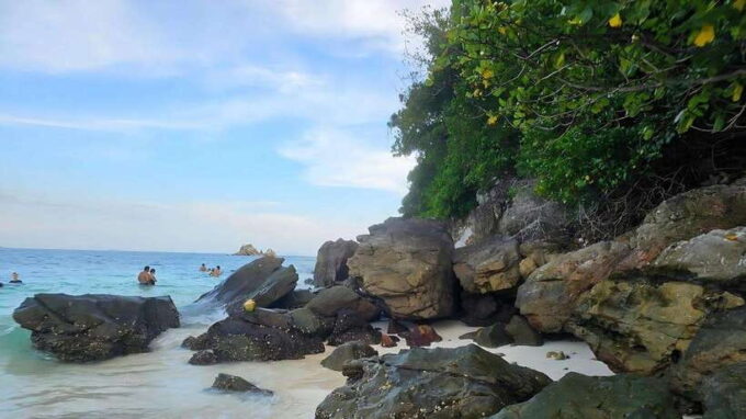 Phuket: Khai Nok, Khai Nai, and Khai Nui Island Day Trip - Frequently Asked Questions