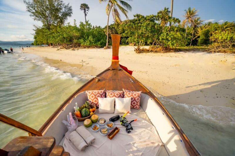 Phuket: Luxury Private Longtail Boat Islands Discovery Tour - Food, Drinks, and Service