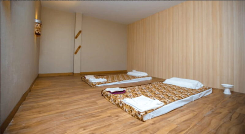 Phuket: Maha Cheeva Thai Massage: E-Voucher - Highlights and Unique Features