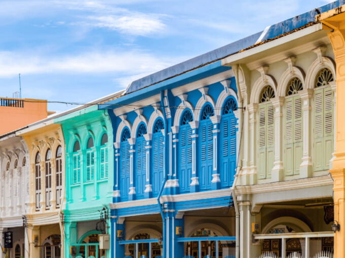 Phuket: Old Town Morning Street Art Walking Tour With Lunch - Exploring Phukets Cultural and Historical Gems