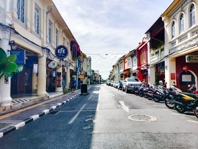 Phuket: Old Town Phuket, Big Buddha, & Wat Chalong Day Tour - Included Pickup and Drop-off Service