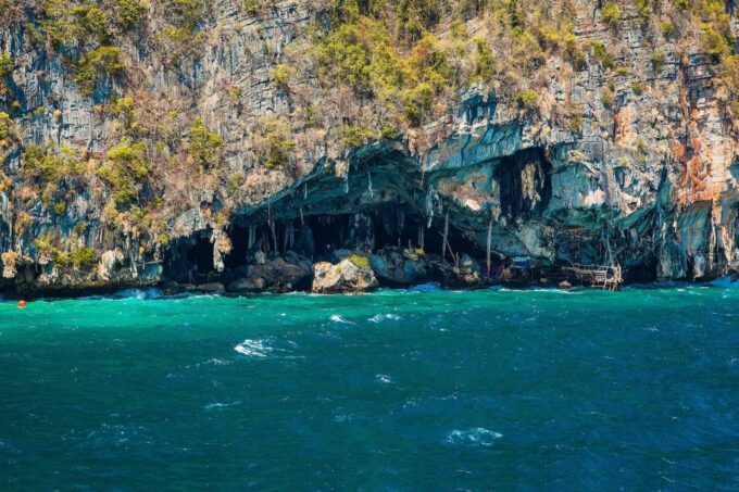Phuket: Phi Phi and Khai Islands Boat Trip With Lunch - Seasonal Closure