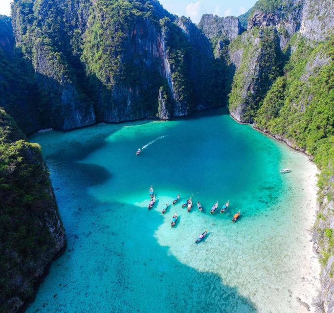 Phuket: Phi Phi & Bamboo Islands Boat Tour W/ Lunch & Drinks - Inclusions and Amenities