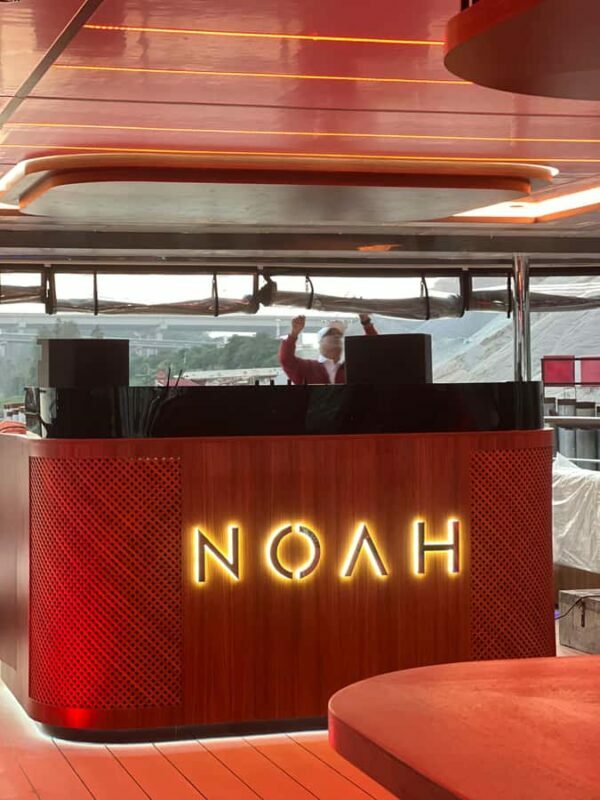 Phuket: Phi Phi Island Tour & Luxury Catamaran Party - An In-Depth Look at the Experience