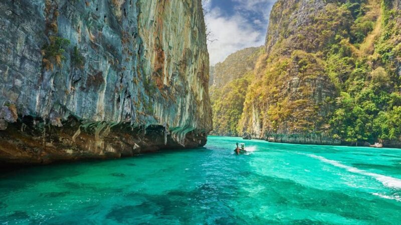 Phuket: Phi Phi Islands and Maya Bay Day Trip With Lunch - Itinerary Overview