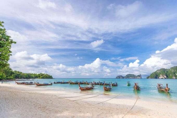 Phuket: Phi Phi Islands & Khai Island Premium Day Tour - Maya Bay: The Famous Movie Location