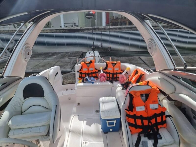 Phuket: Phi Phi & Kai Island Private Speed Boat Tour - Lunch at Phi Phi Don