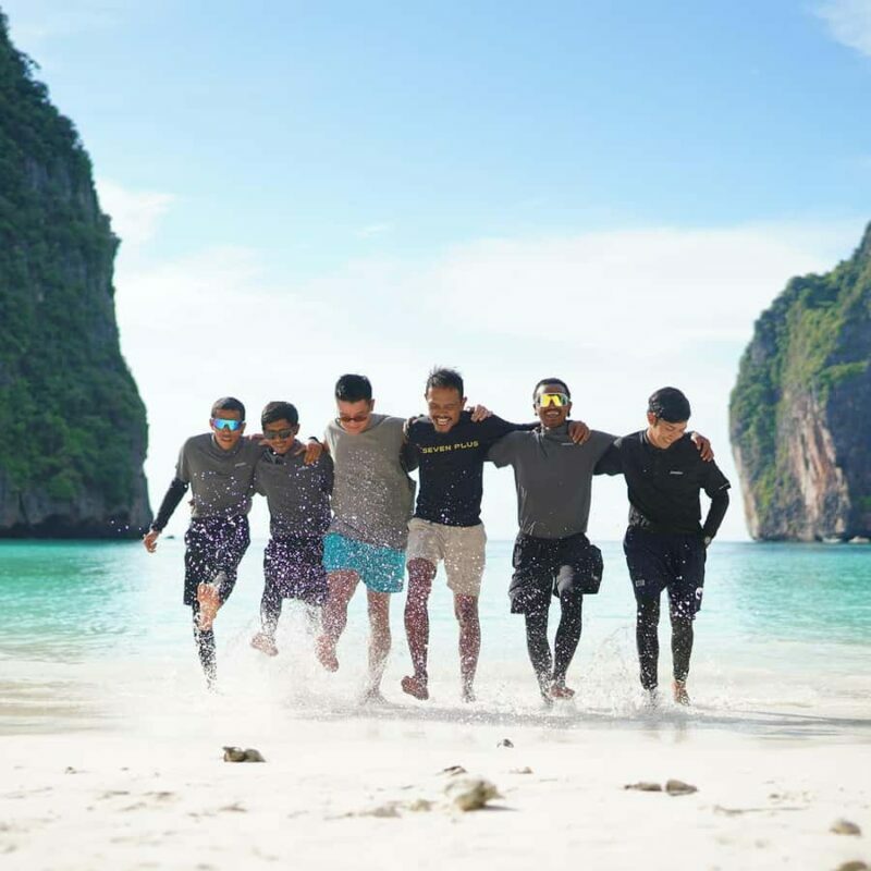 Phuket: Phi Phi, Maya and Maiton by Luxury Catamaran Trip - A Closer Look at the Experience