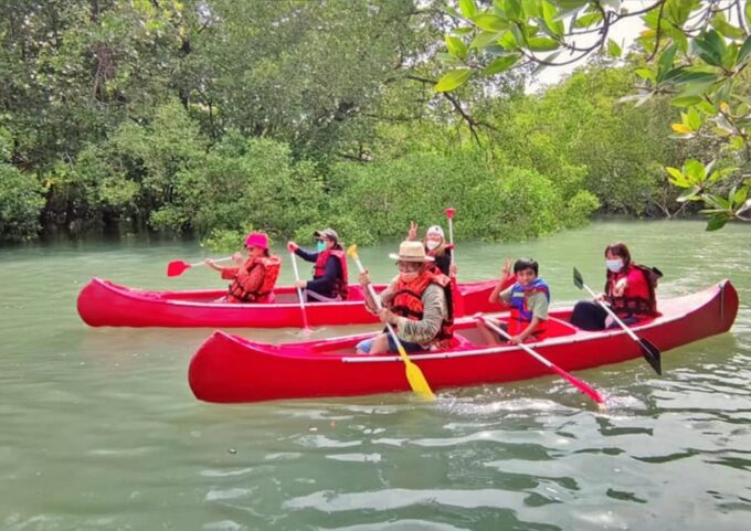 Phuket: Phuket Old Town, Kayaking, Tie Dyeing, and Dinner - Frequently Asked Questions