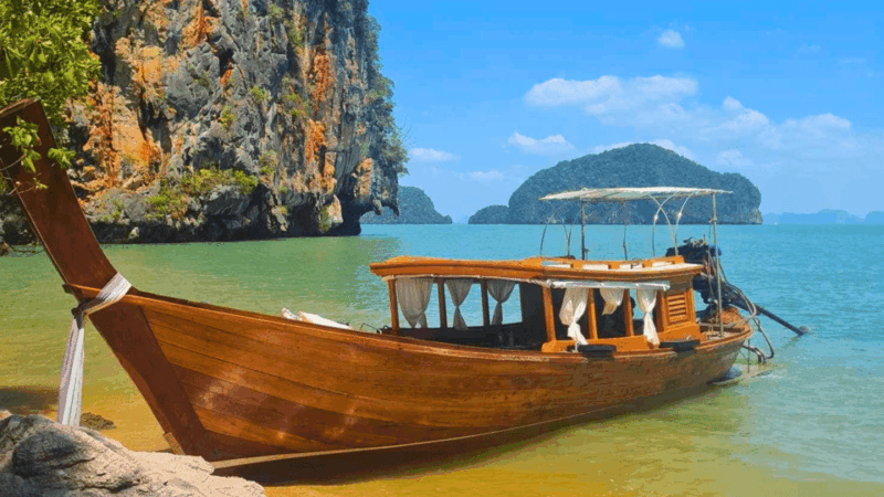 Phuket: Private Luxury Long-Tail Boat Trip to Phang Nga Bay - Lawa Islands Private Beach