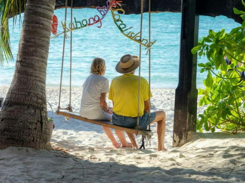 Phuket: Racha and Banana Beach by Speedboat with Lunch - Key Points