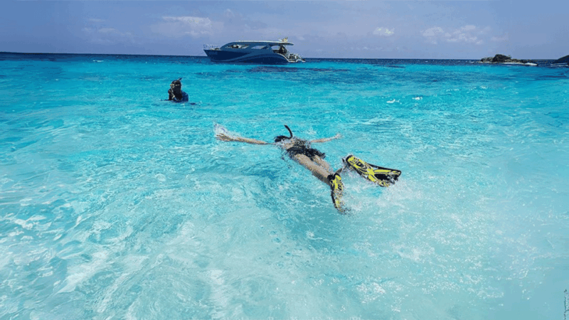 Phuket: Raya Island, Maithon Island, & Dolphin Spotting Tour - Key Points