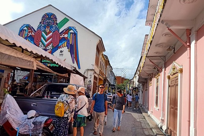 Phuket: Small-Group Culture Tour and Cooking Class - Personalized Airport Transfers