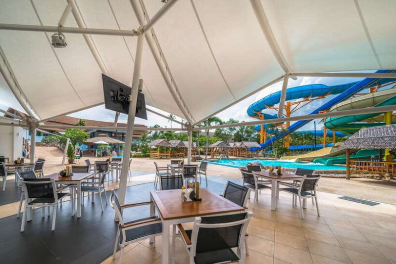 Phuket Splash Jungle Water Park Adventure - On-site Dining and Relaxation Areas