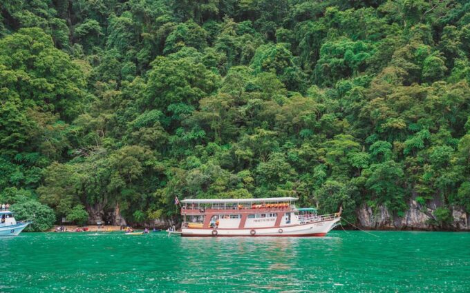 Phuket: Sunset Dinner in Phang Nga Bay by Big Boat - Booking and Cancellation
