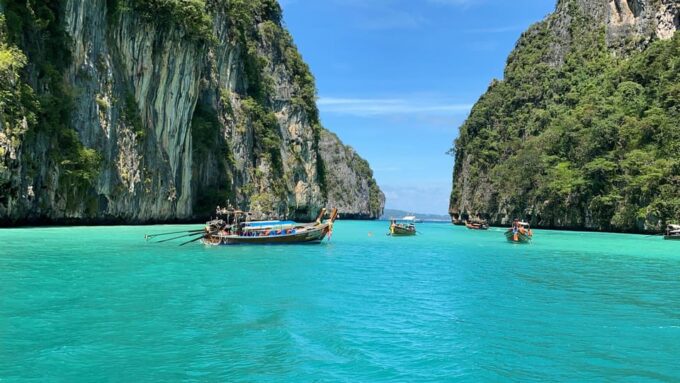 Phuket: Ultimate Phi Phi & Maya Bay Speed Catamaran Tour - Preparing for the Tour