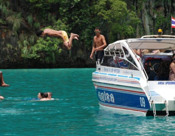 Phuket: VIP Private Boat to Phi Phi Island: Snorkeling Tour - Frequently Asked Questions
