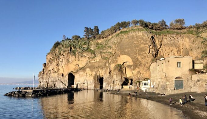 Piano Di Sorrento: Sightseeing Walking Tour With Tastings - Frequently Asked Questions