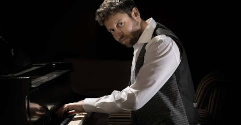 Piano Night by Giovanni Ghizzani - Key Points