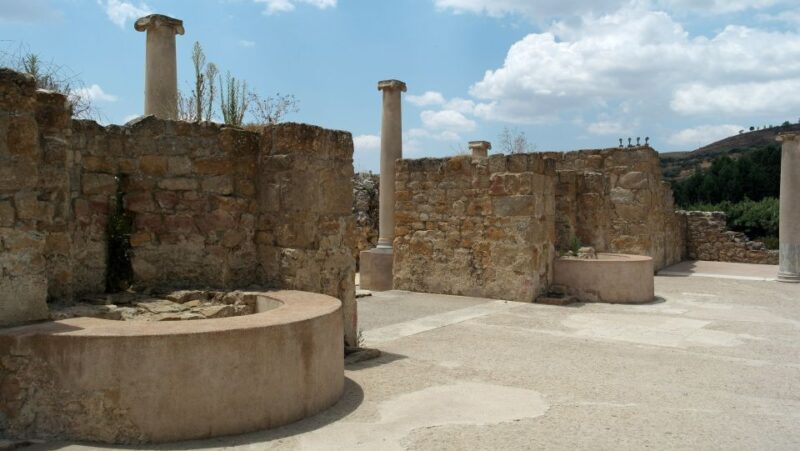 Piazza Armerina: Roman Villa of Casale Guided Tour - Tour Itinerary
