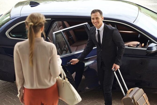 Pick-Up From Hotel to Anywhere in Berlin by Private Car - Vehicle Information