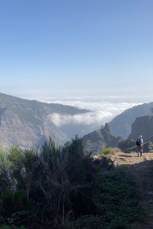Pick up in Santana, PR1 and PR1.2 Hike Ruivo - Arieiro - Hiking Experience
