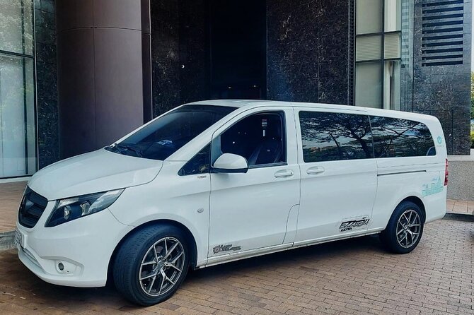 Pick Up International Airport El Dorado Bogotá - Vehicle and Driver Information