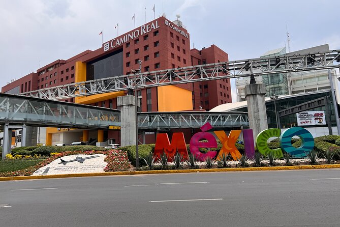 Pick-up or Drop-off in Mexicos International Airport - Included Amenities