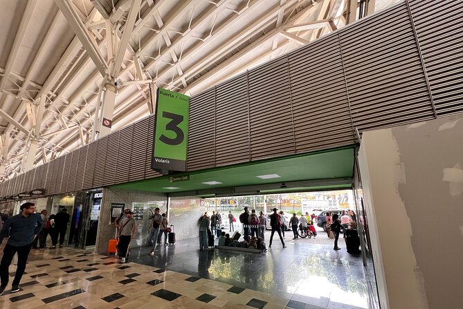 Pick-up or Drop-off in Mexicos International Airport - Accessibility and Participation