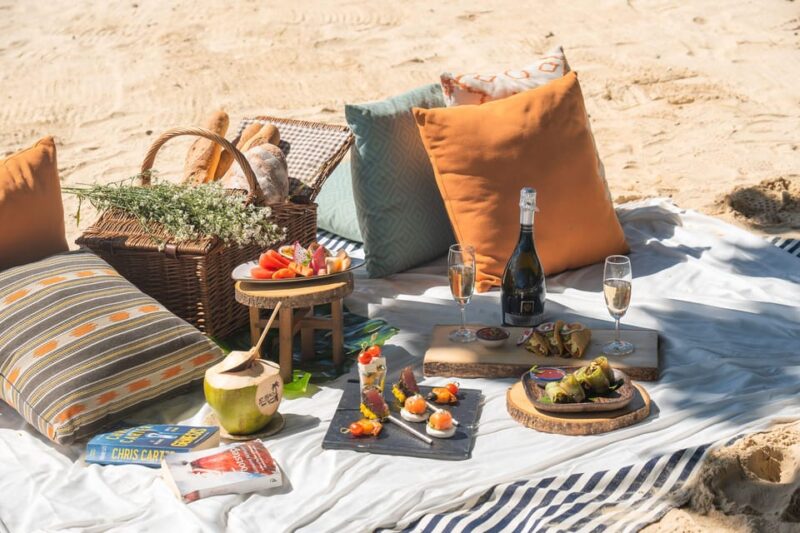 Picnic Set at My Beach Resort - Authentic Thai Cuisine