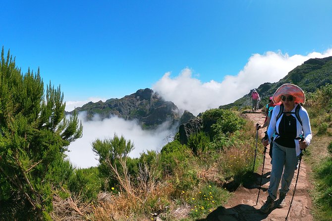 Pico Do Areeiro to Ruivo - Pr1 Hiking Tour. - Scenic Route