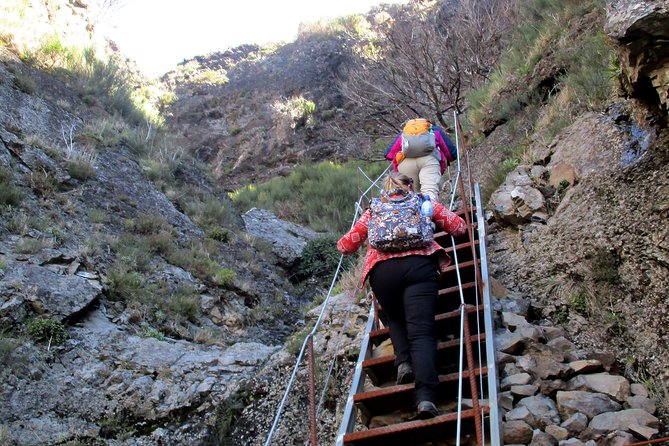 Pico Do Arieiro - Pico Ruivo - Achada Do Teixeira Walk - Navigating the Dark Mountain Tunnels