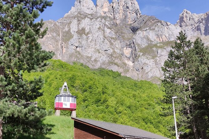Picos De Europa and Potes Guided Tour From Santander - Exploring Potes