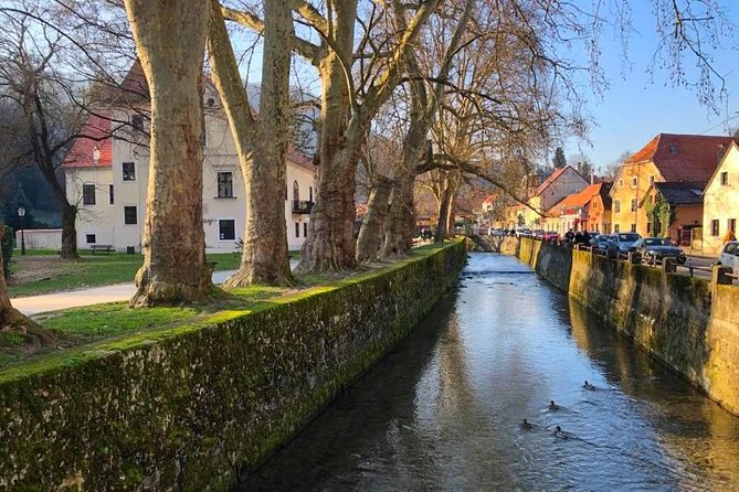Picturesque Samobor & Samobor Castle Half-day Tour - Accessibility