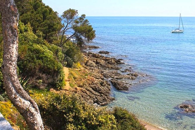 Picturesque Walk From Nice to Villefranche Sur Mer With Pic-Nic and Swim - Included and Excluded Amenities