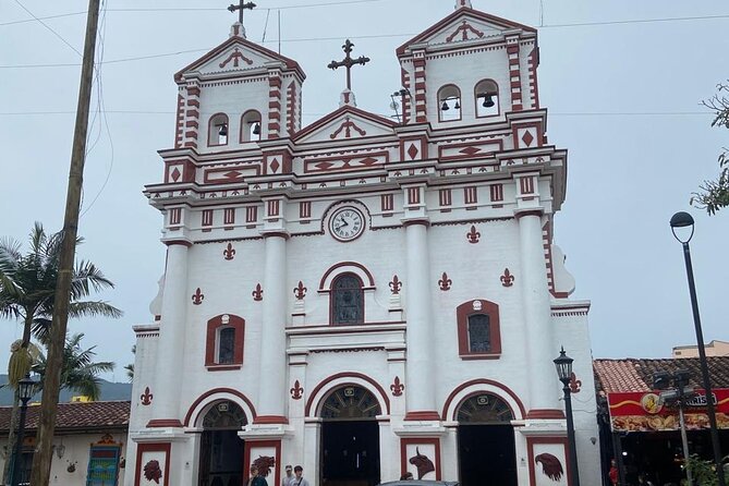 Piedra Del Peñol + El Alto Del Chocho Farm + Boat Tour - Boat Tour of Guatape Dam