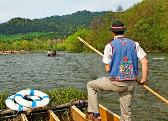 Pieniny Mountains: Hiking and Rafting Tour From Krakow - Adventurous Pontoon Rafting Option