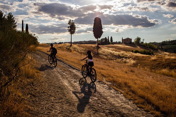Pienza - Ebike Tour for a Full Immersion in Val D'orcia. - Tour Features and Equipment