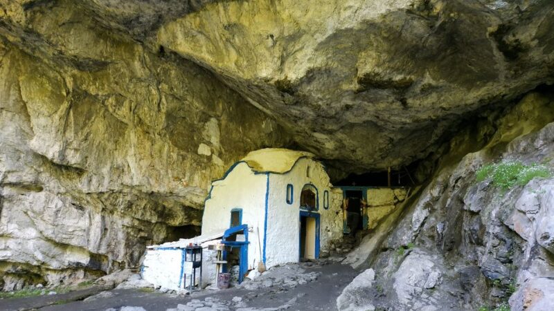 Pieria: Guided Hiking Tour in Enipeas Gorge of Mount Olympus - Included in the Tour
