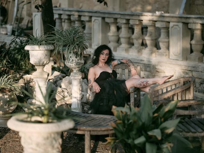 Pieta: Exclusive Photoshoot in a Historic Villa - Suggested Props