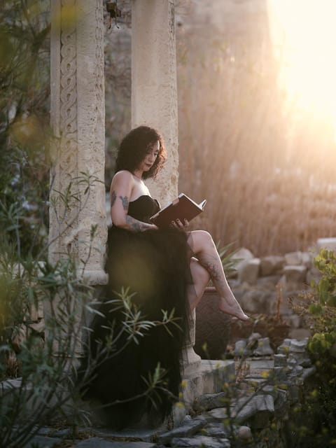 Pieta: Exclusive Photoshoot in a Historic Villa - Additional Details