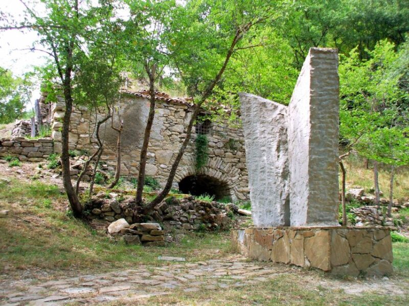 Pietrapertosa: 2-Hour Historical Walking Tour - Pietrapertosa: A Picturesque Mountain Village