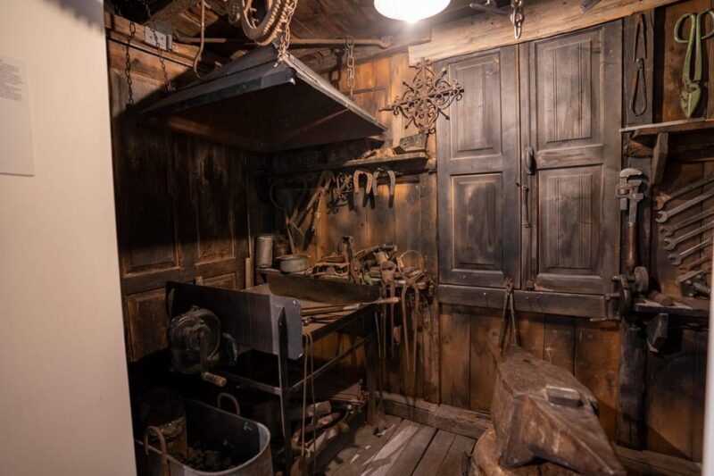 Pieve Di Cadore: Eyewear Museum Guided Tour - Meeting Point and Access
