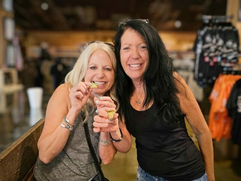 Pigeon Forge: Hillbilly Booze Cruise Tasting Tour - An In-Depth Look at the Experience