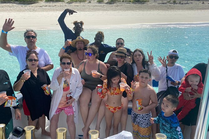 Pigs Beach, Green Turtle Cay, Rose Island Private Tour - Itinerary Overview