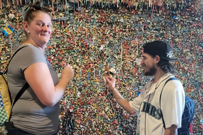 Pike Place Market Walking Ghost Tour - Ghostly Encounters and Haunted Hotspots