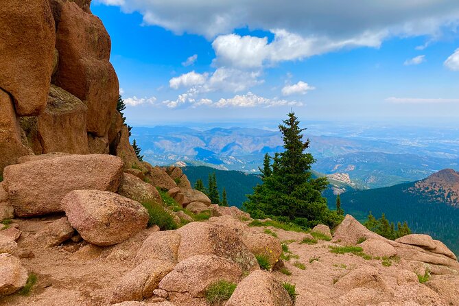 Pikes Peak and Garden of the Gods Tour From Denver - Meeting Location