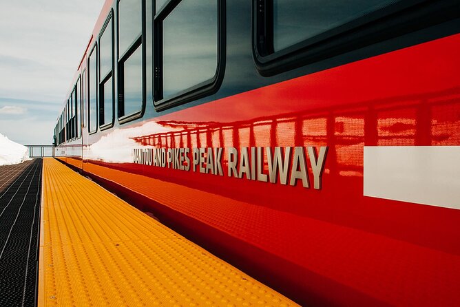 Pikes Peak COG Railway & Garden of Gods Tour - Lunch Included - Meeting and Pickup Information